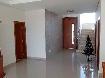 Alugar Casa / Condomínio em Araçatuba. apenas R$ 1.180.000,00