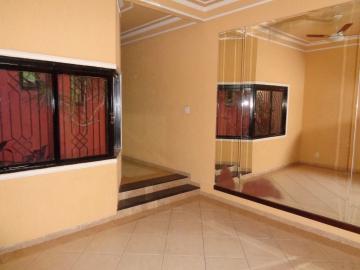 Alugar Casa / Residencial em Araçatuba. apenas R$ 700.000,00