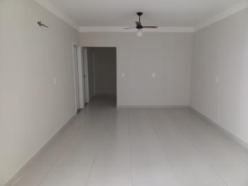 Alugar Apartamento / Padrão em Araçatuba. apenas R$ 1.400,00