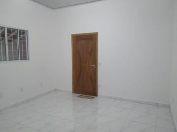 Alugar Casa / Residencial em Araçatuba. apenas R$ 2.000,00