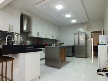 Alugar Casa / Residencial em Araçatuba. apenas R$ 3.500,00
