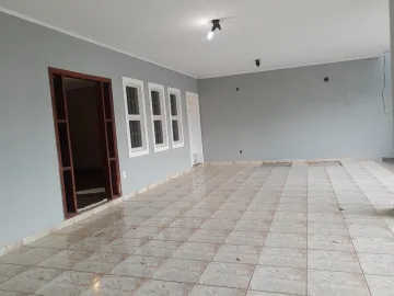 Alugar Casa / Residencial em Araçatuba. apenas R$ 2.500,00